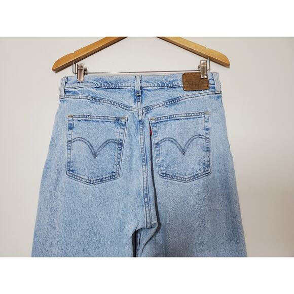 Levis Premium Ribcage Flare Jeans Womens 31 Blue High-Rise Button Fly LIGHT WASH - Picture 6 of 14